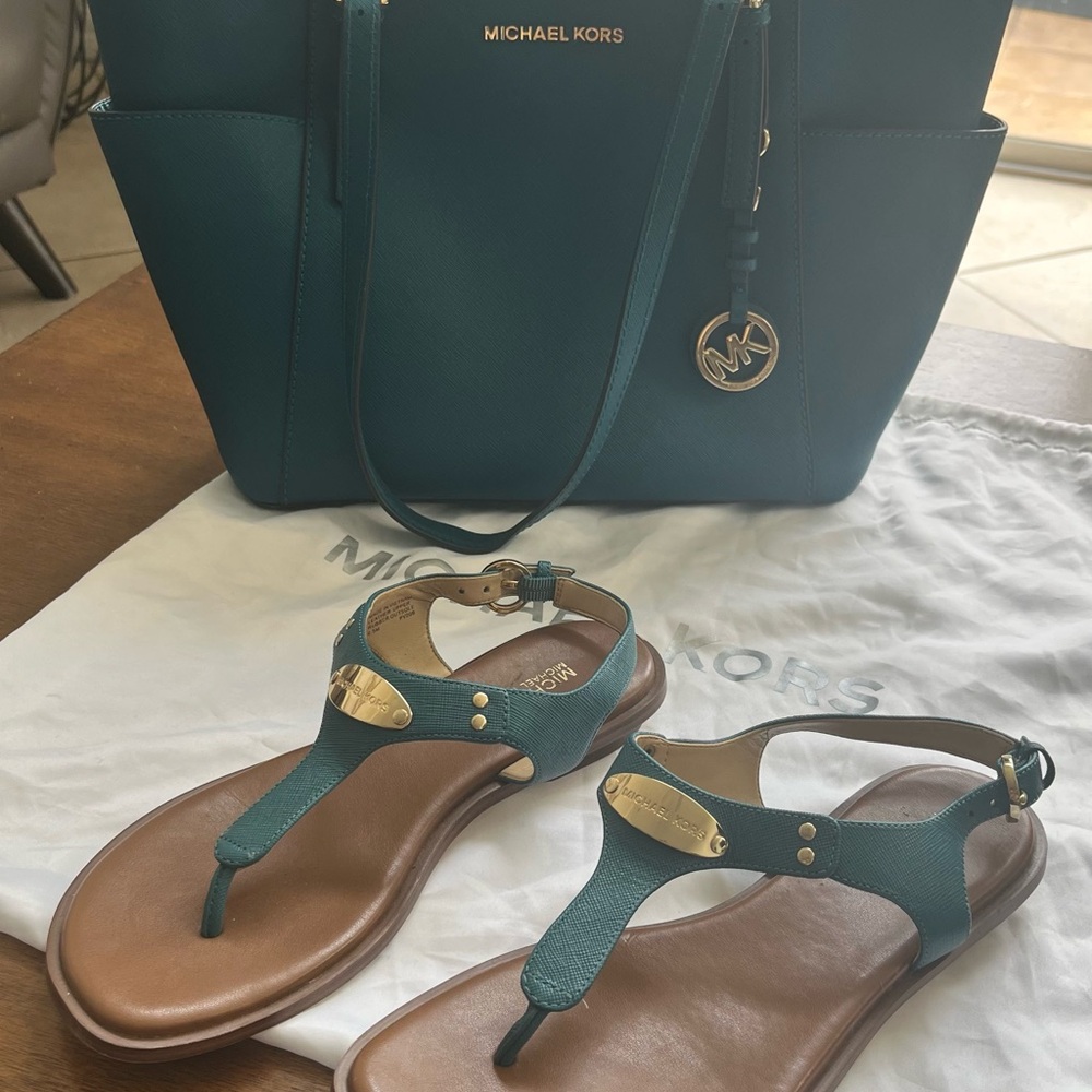 Michael kors medium tote and sandals